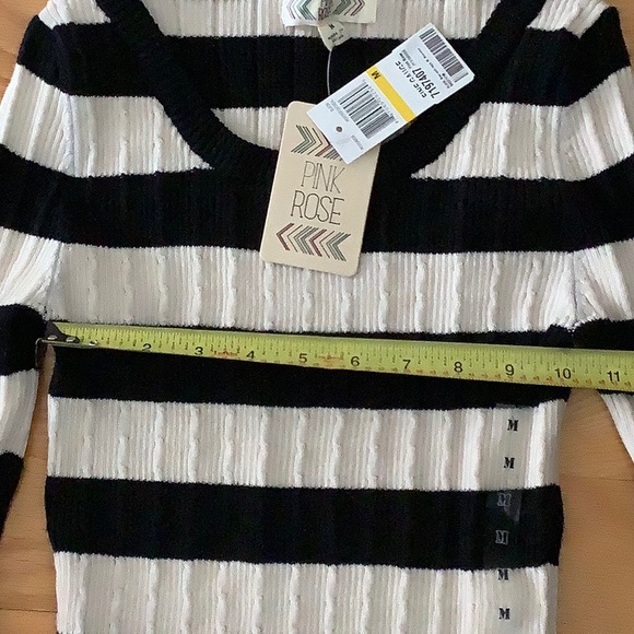 Pink Rose Striped Ribbed Long Sleeve Top SZ M NWT! - Picture 3 of 5